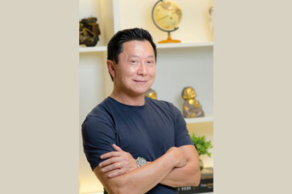 Milton Seigi Hayashi detalha as diferenças entre rinoplastia aberta e fechada para ajudar na escolha do melhor método.