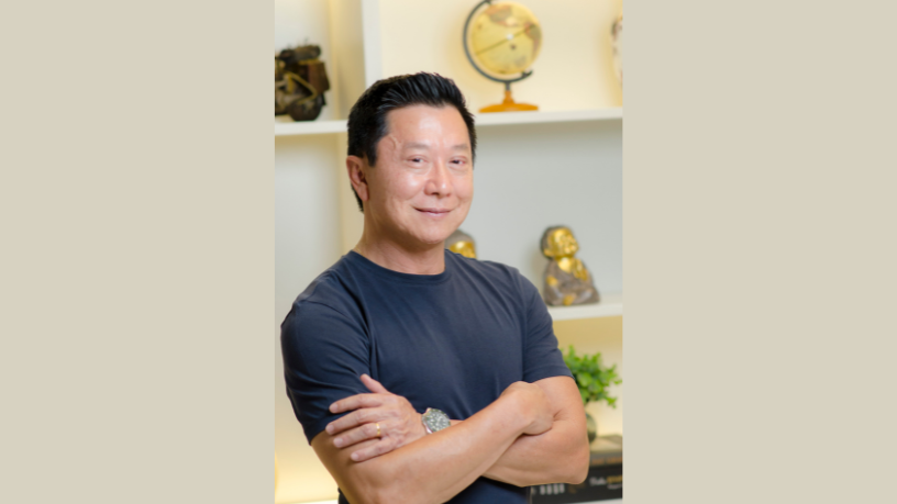 Milton Seigi Hayashi detalha as diferenças entre rinoplastia aberta e fechada para ajudar na escolha do melhor método.